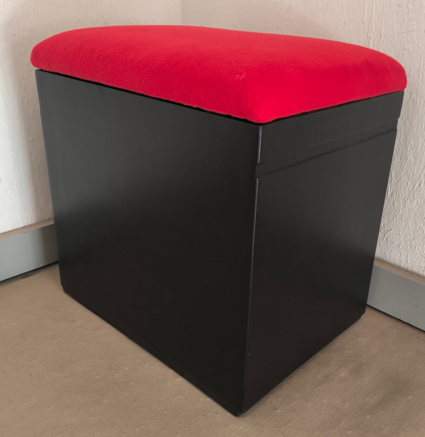 BANCO Y BAUL PARA GUARDAR CUBIERTAS RECTAS O JUEGOS DE MESA