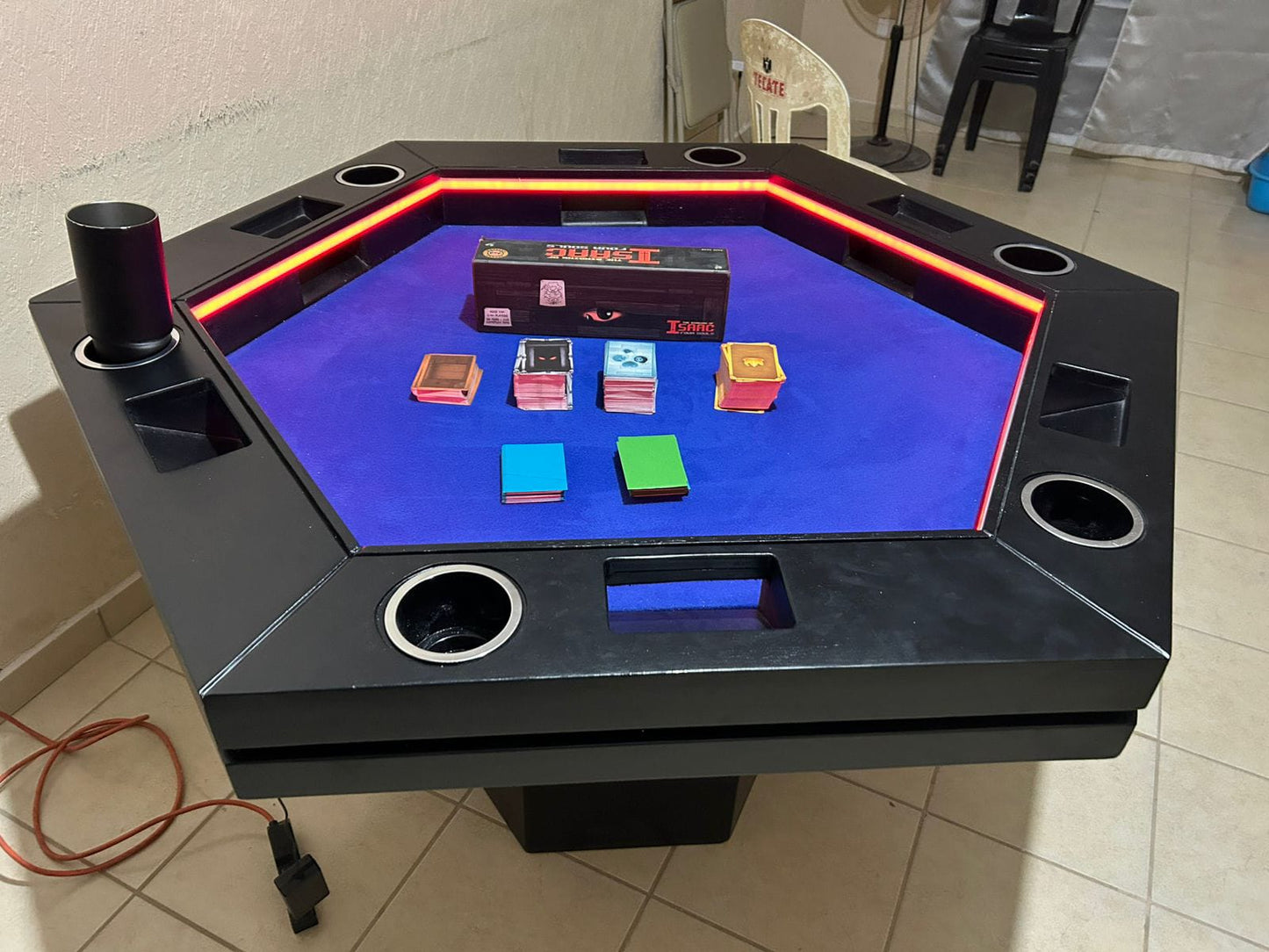 MESA DELUX HEXAGONAL CON LUZ LED CON PASA DADOS