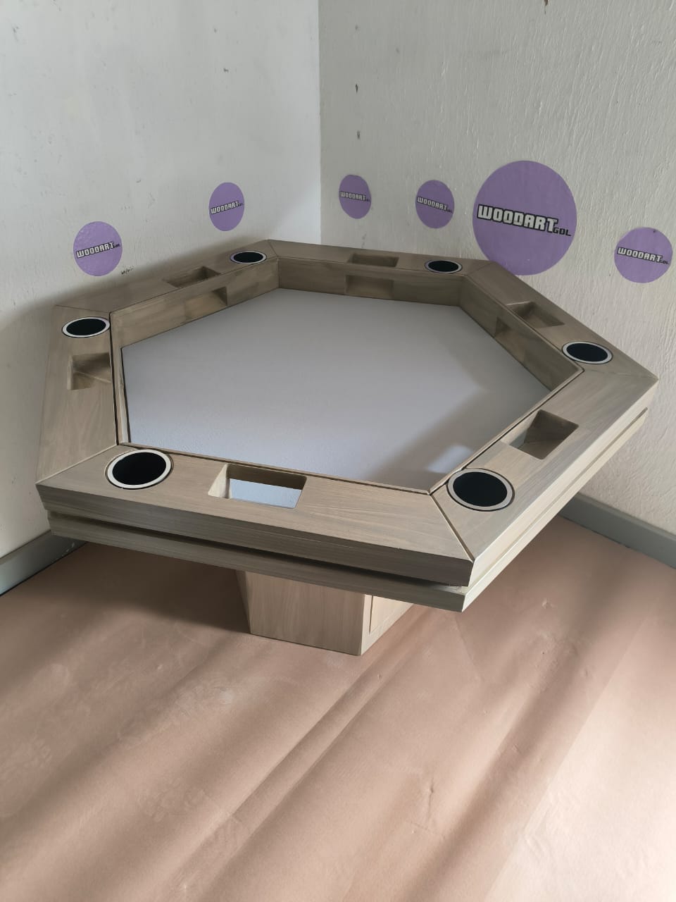 MESA DELUX HEXAGONAL SIN LED CON PASA DADOS