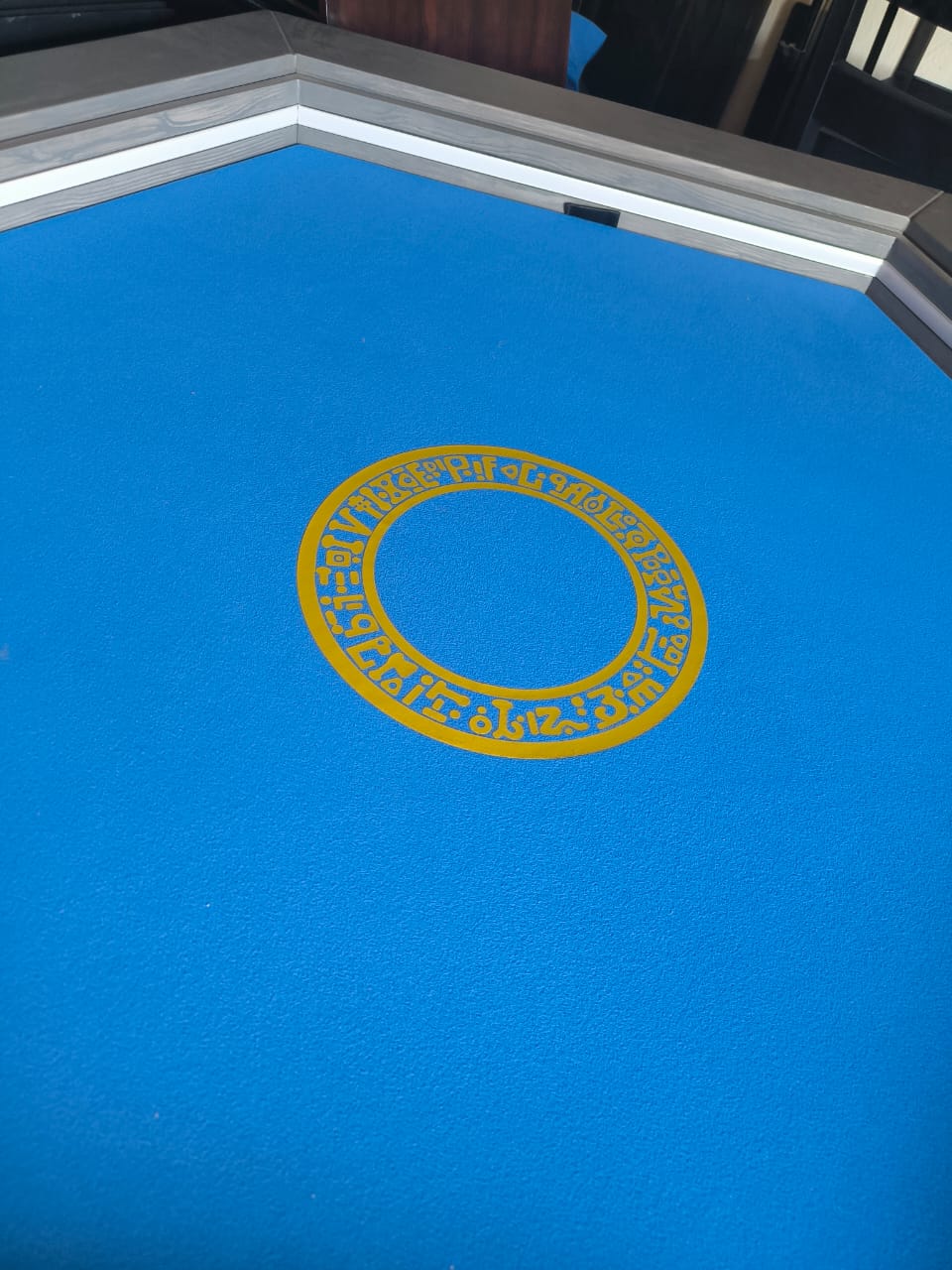 Personalización con tu logo en VINIL A UN COLOR