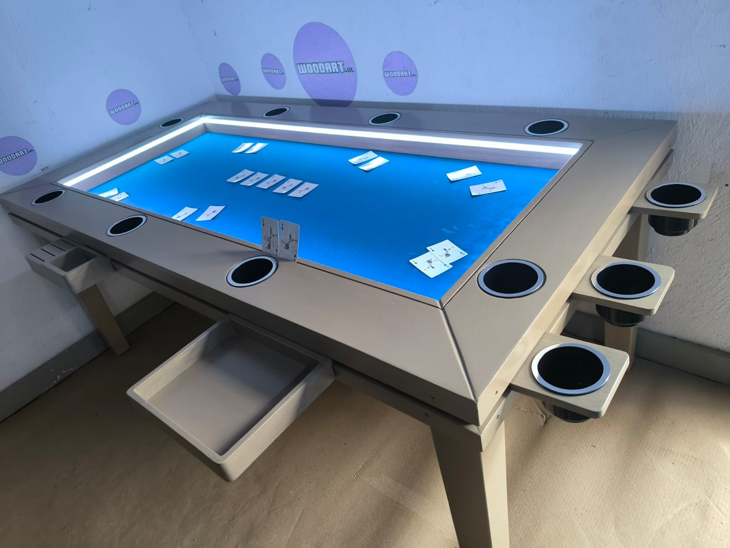COMEDOR/MESA DE POKER RECTANGULAR 8 PERSONAS CON PORTAVASOS CON LUZ LED