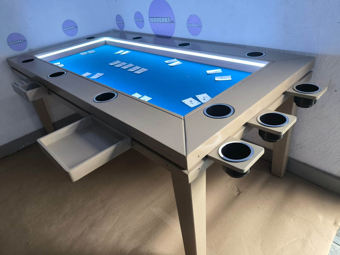 COMEDOR/MESA DE POKER RECTANGULAR 8 PERSONAS CON PORTAVASOS CON LUZ LED