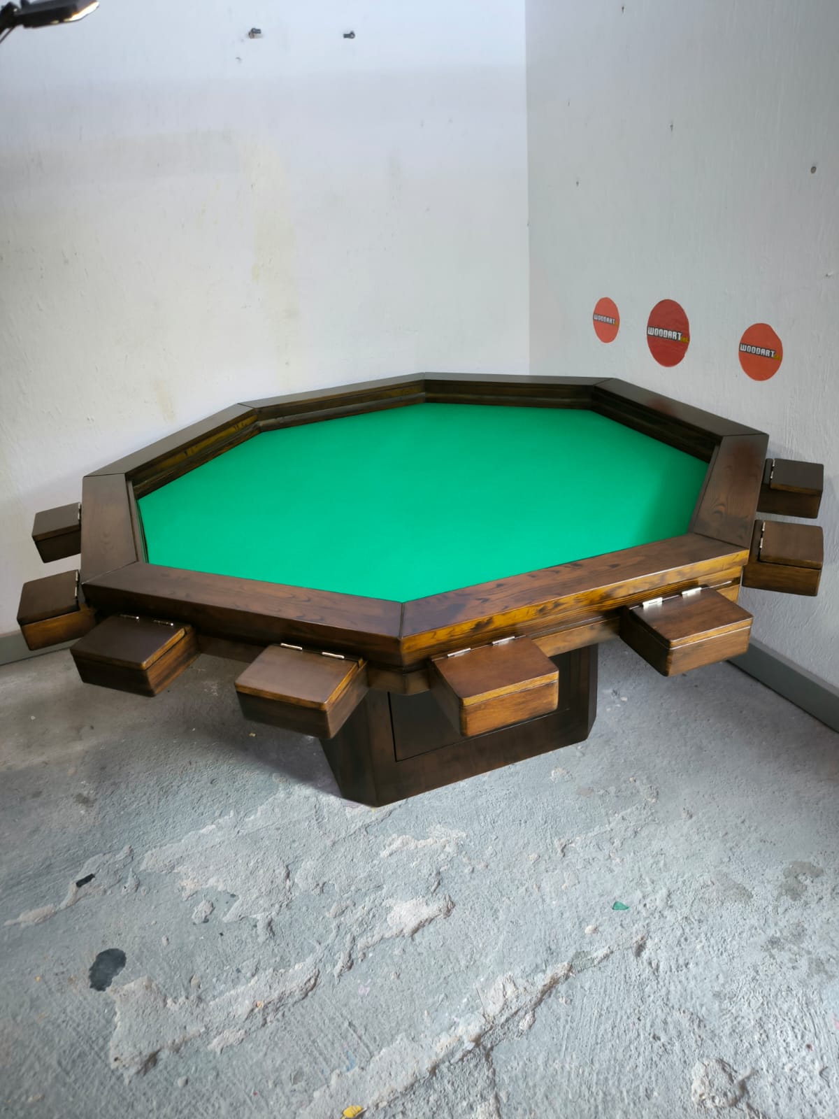 CAJA PARA CARTAS, CON TAPA Y ATRIL