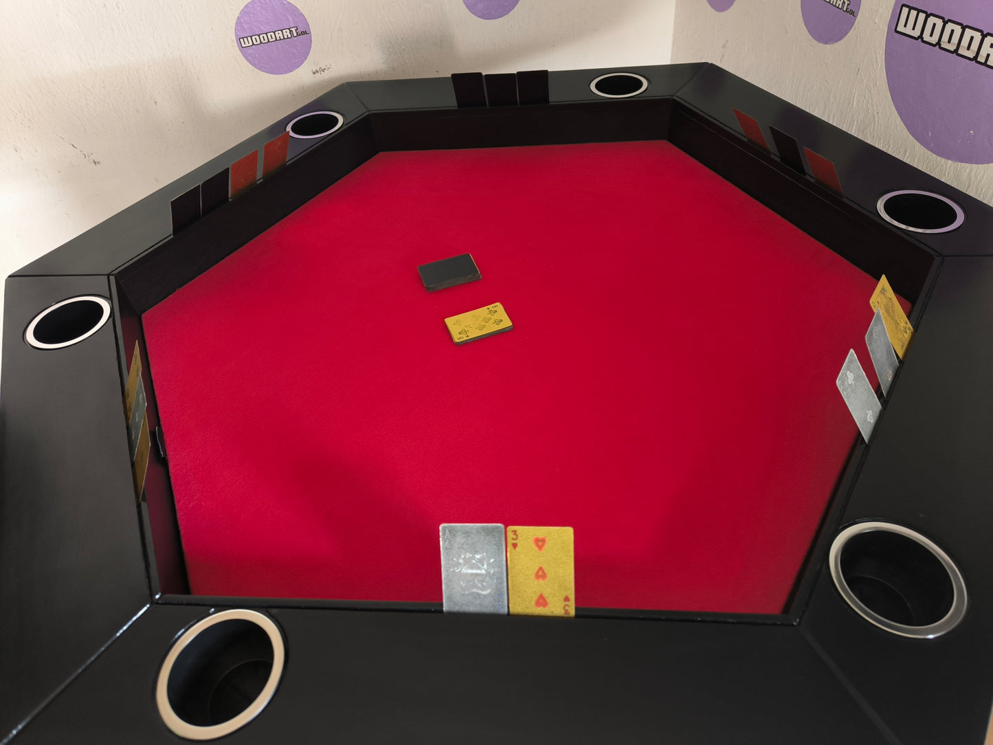 MESA DE POKER HEXAGONAL CON PORTAVASOS