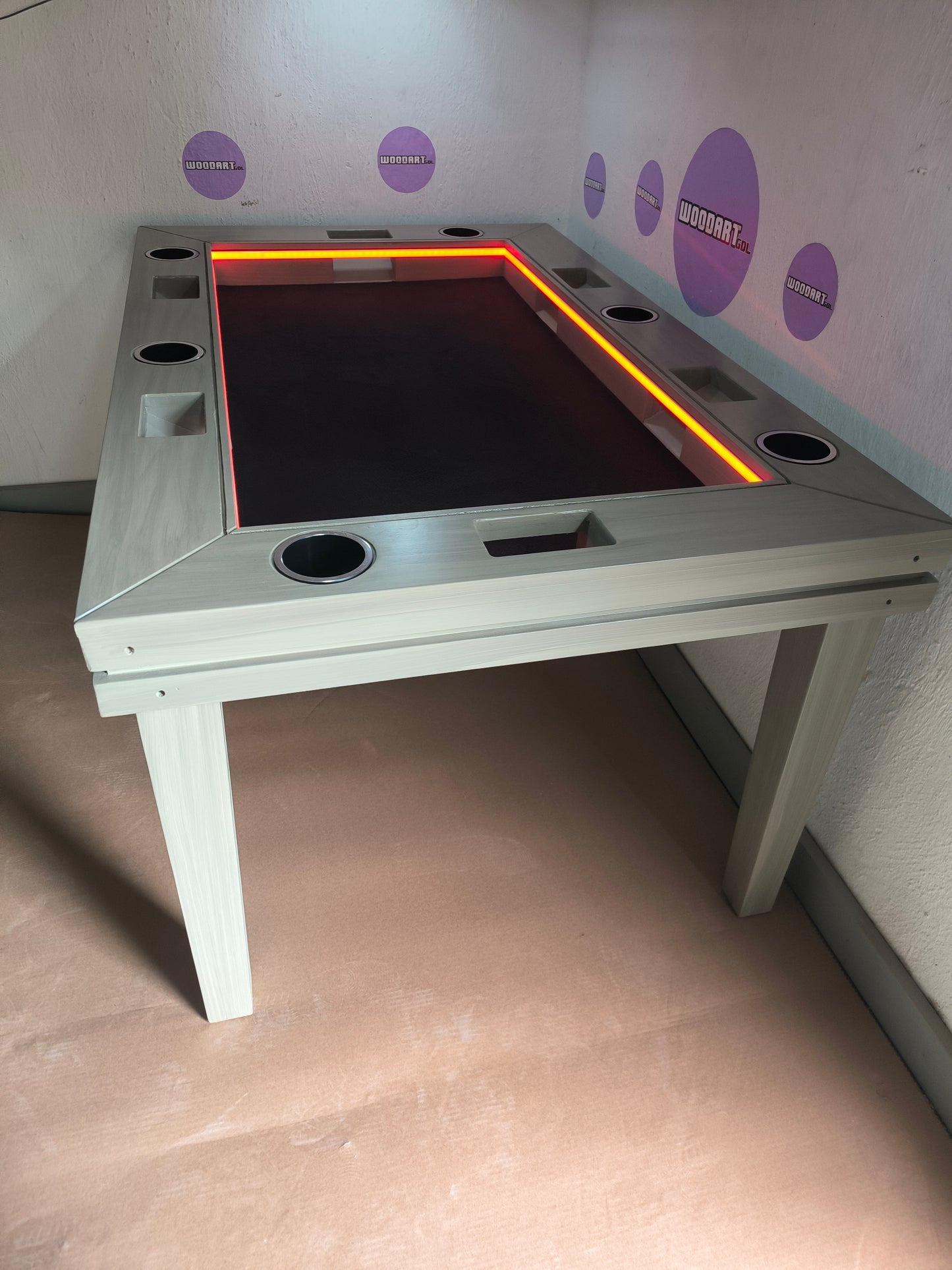 MESA DELUX RECTANGULAR CON LUZ LED CON PASA DADOS
