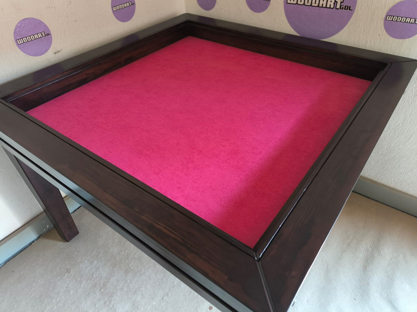 COMEDOR/MESA DE JUEGOS MODELO CUADRADA SIN LUZ LED para 4 personas