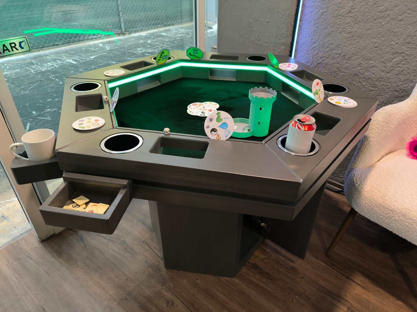 La Mesa Ideal para tu Depa – COMEDOR TAMAÑO DEPA Hexagonal DELUX para 6 Personas