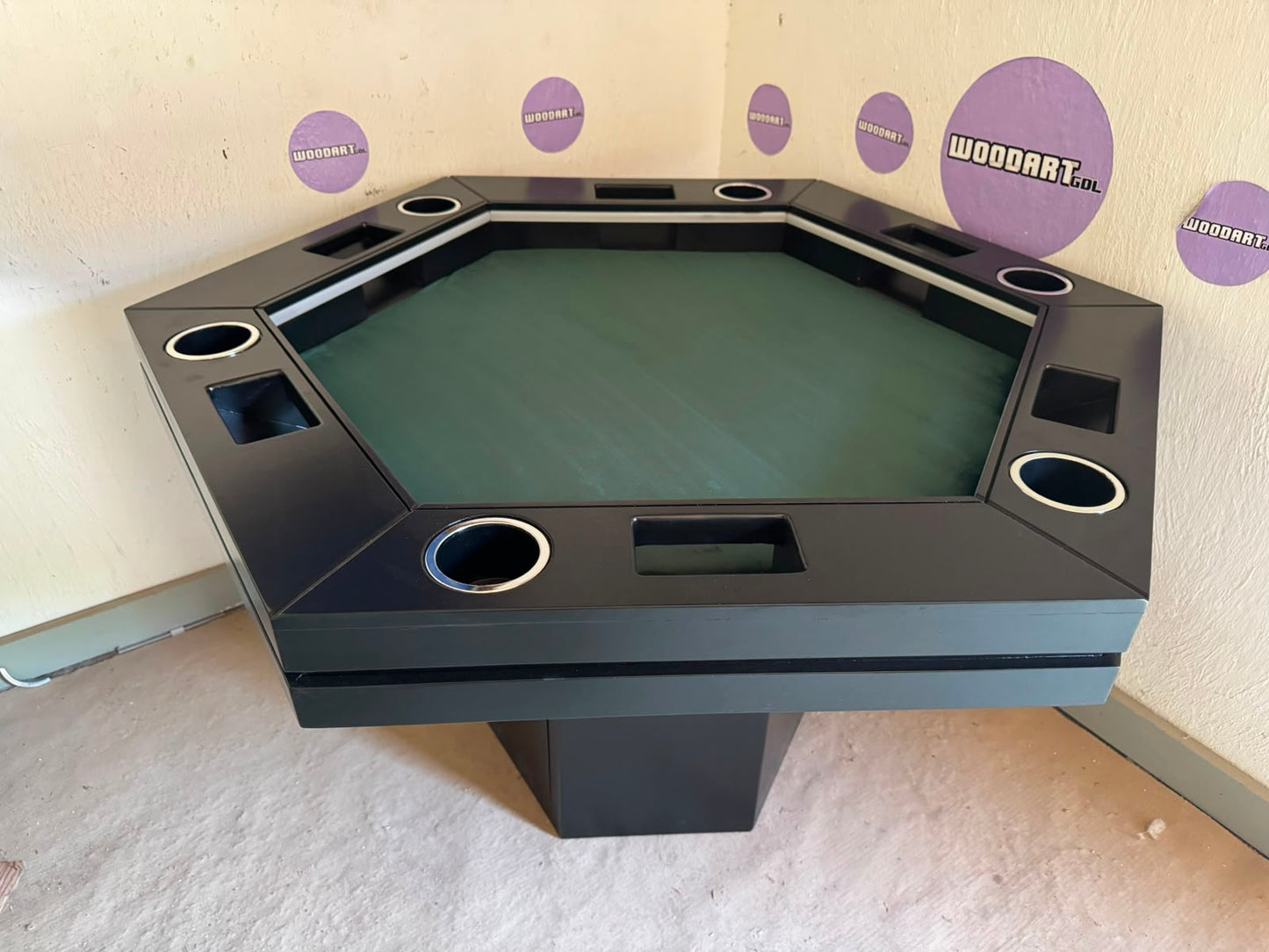 MESA DELUX HEXAGONAL CON LUZ LED CON PASA DADOS