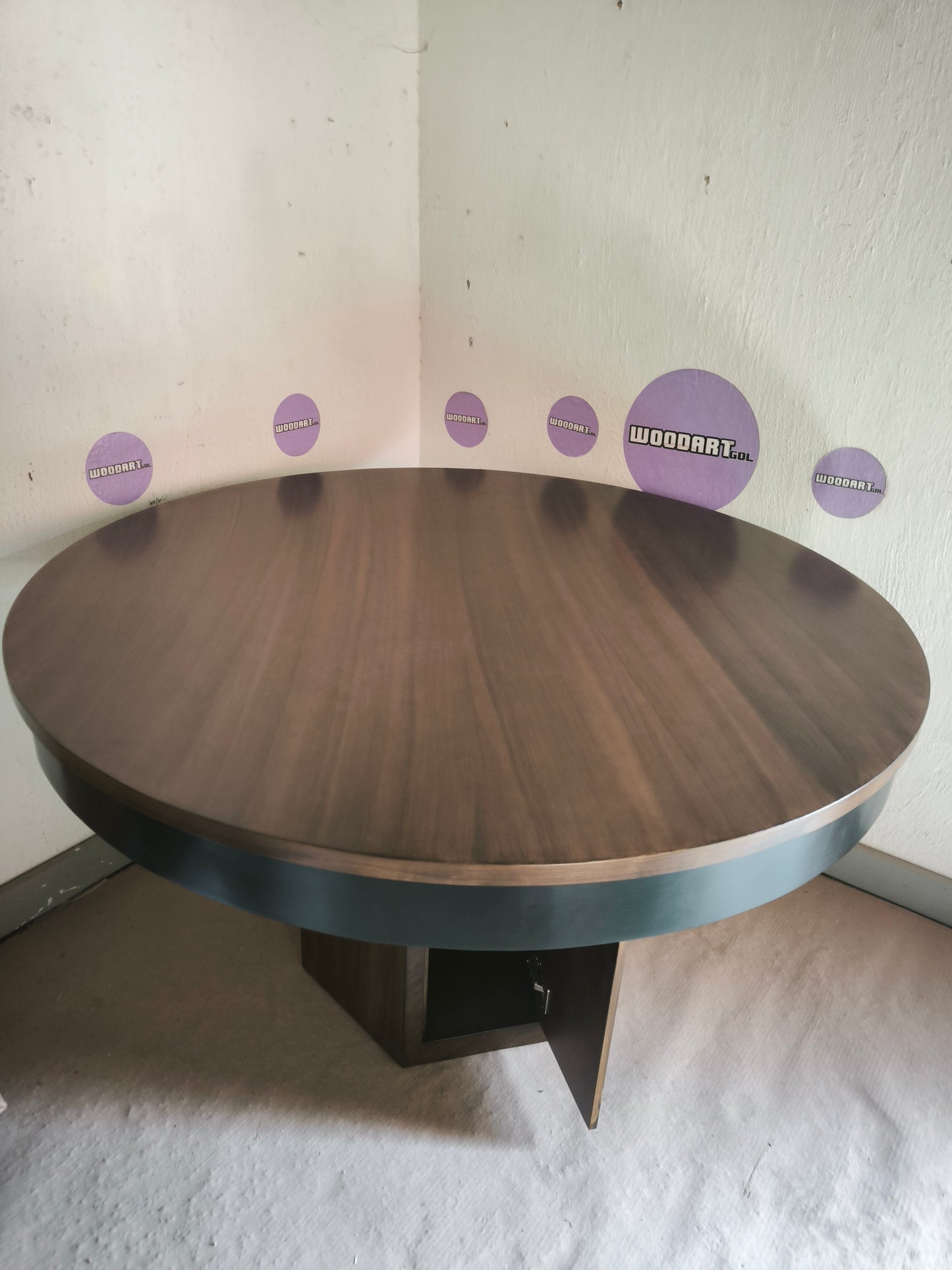 MESA Y COMEDOR CIRCULAR POKER para 6 personas