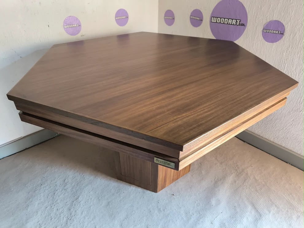 Complemento adicional •Liston  Parota natural • Acabado exclusivo