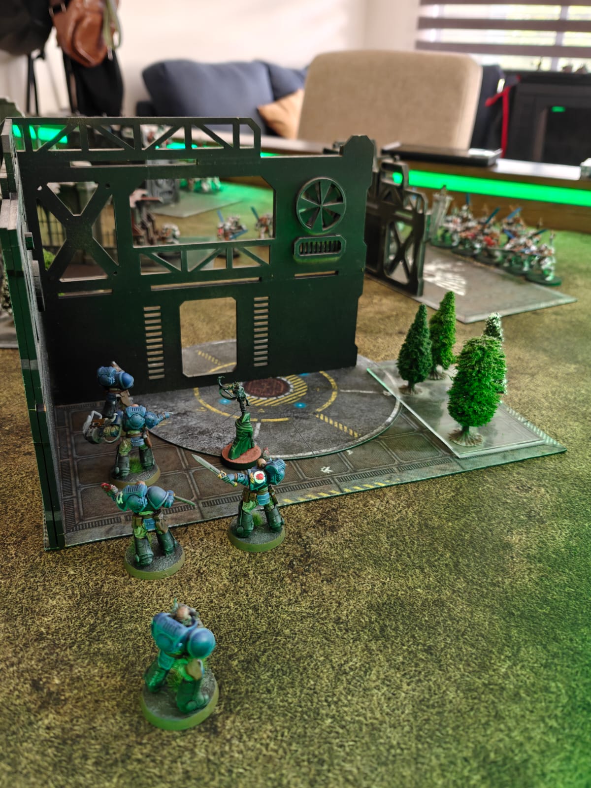 Mesa de Juegos "Command Center" 44" x 60" (Edición Warhammer / Wargames)