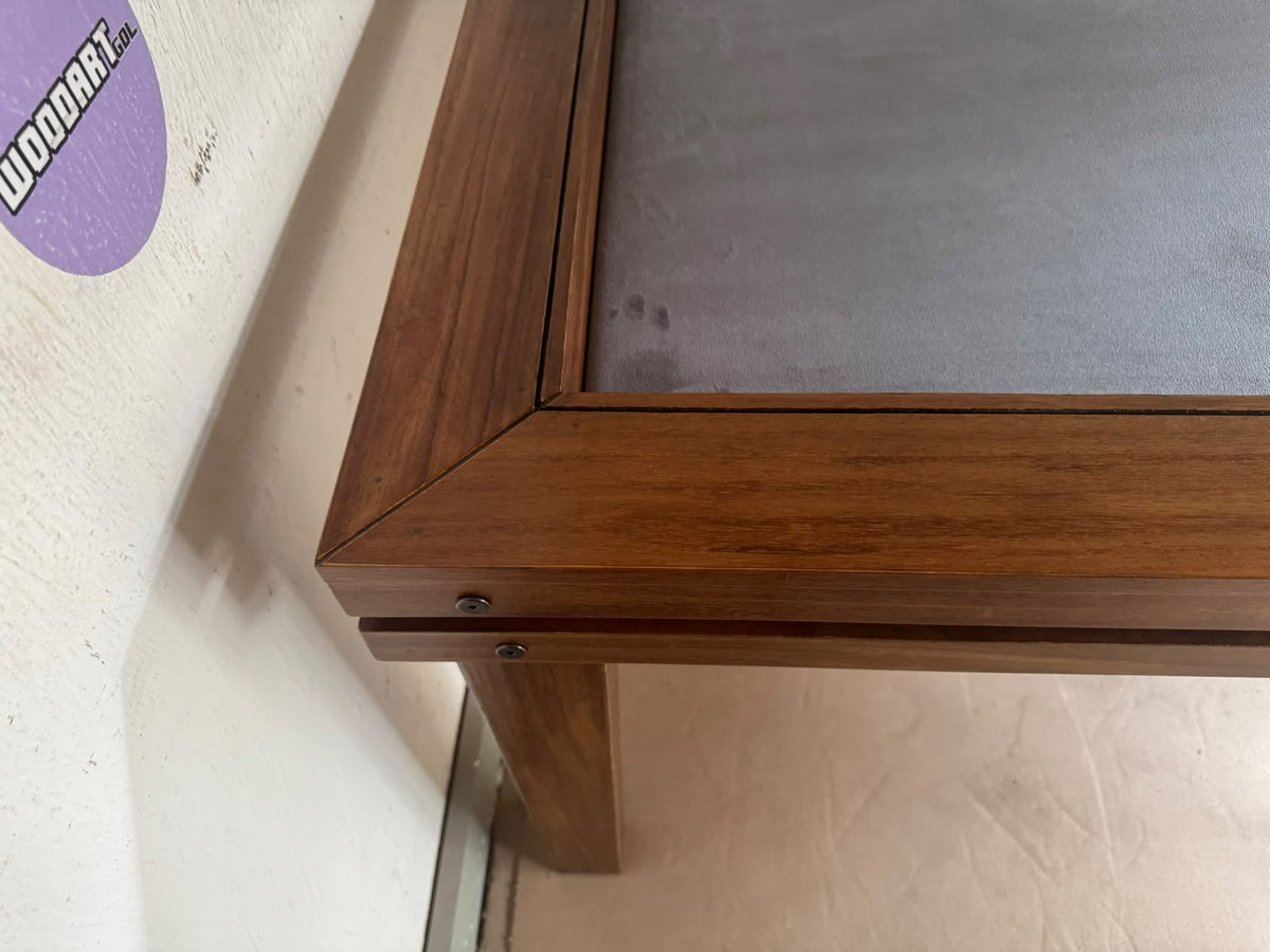 Complemento adicional •Liston  Parota natural • Acabado exclusivo