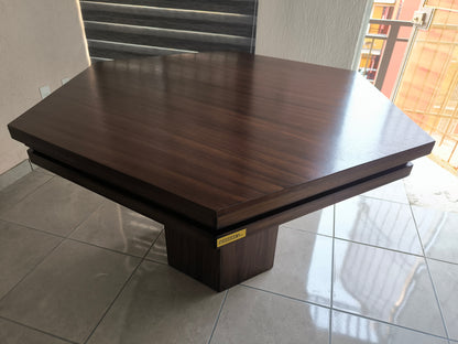 1 MESA HEXAGONAL SIN LUZ LED para 6 personas.