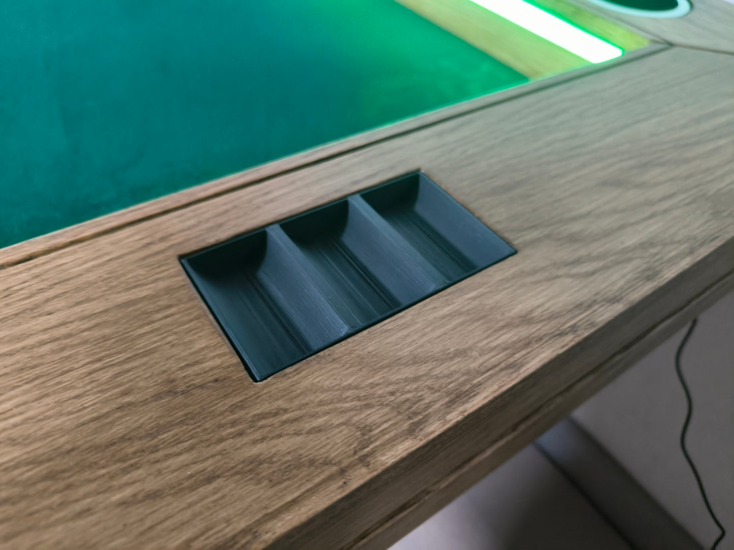 MESA DE POKER PREMIUM |BASE PEDESTAL | MADERA DE ENCINO | RECTANGULAR Para 6 personas