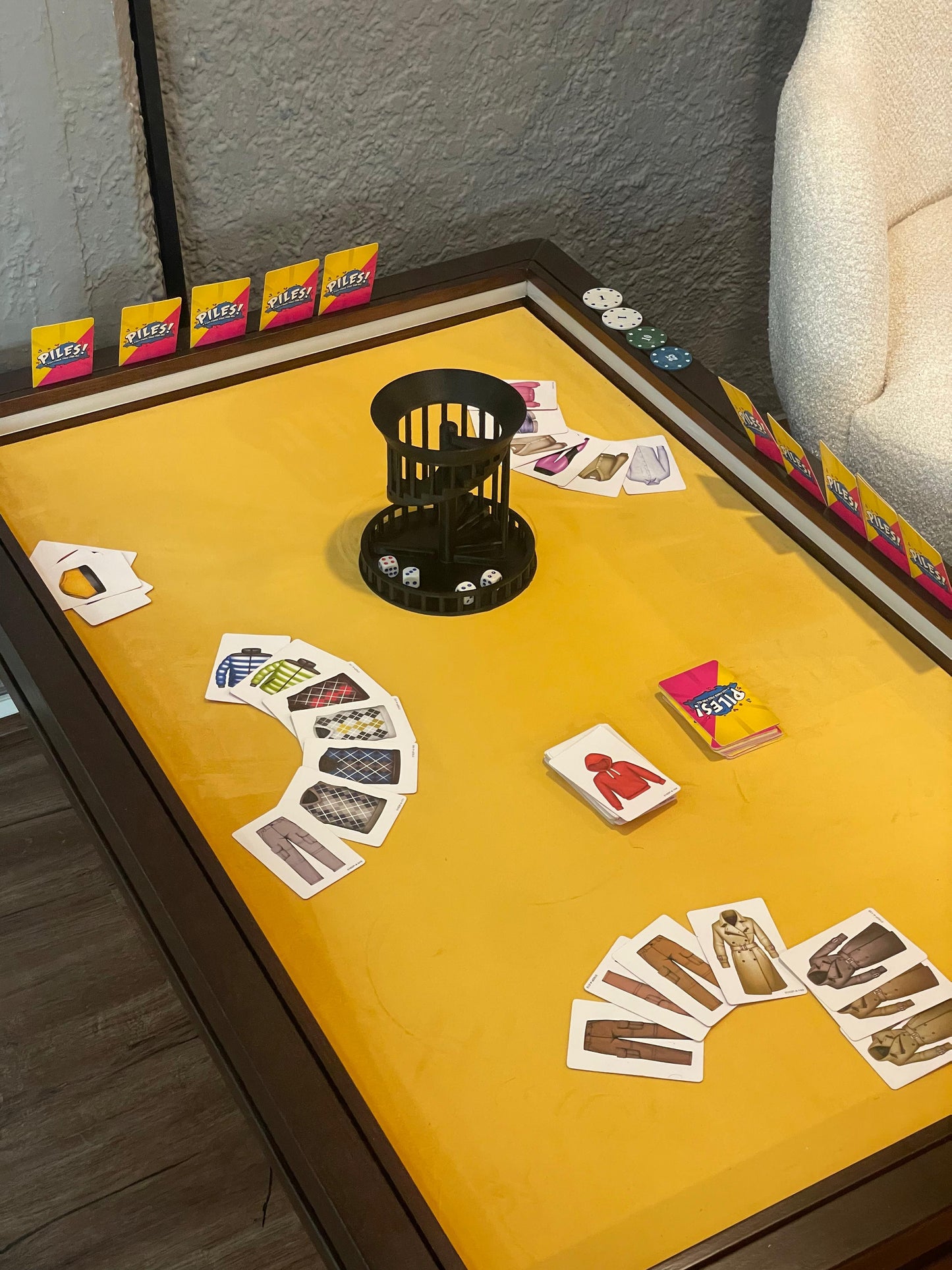 Torre de Dados DELUX– Precisión, Estilo y Diversión en Cada Tirada
