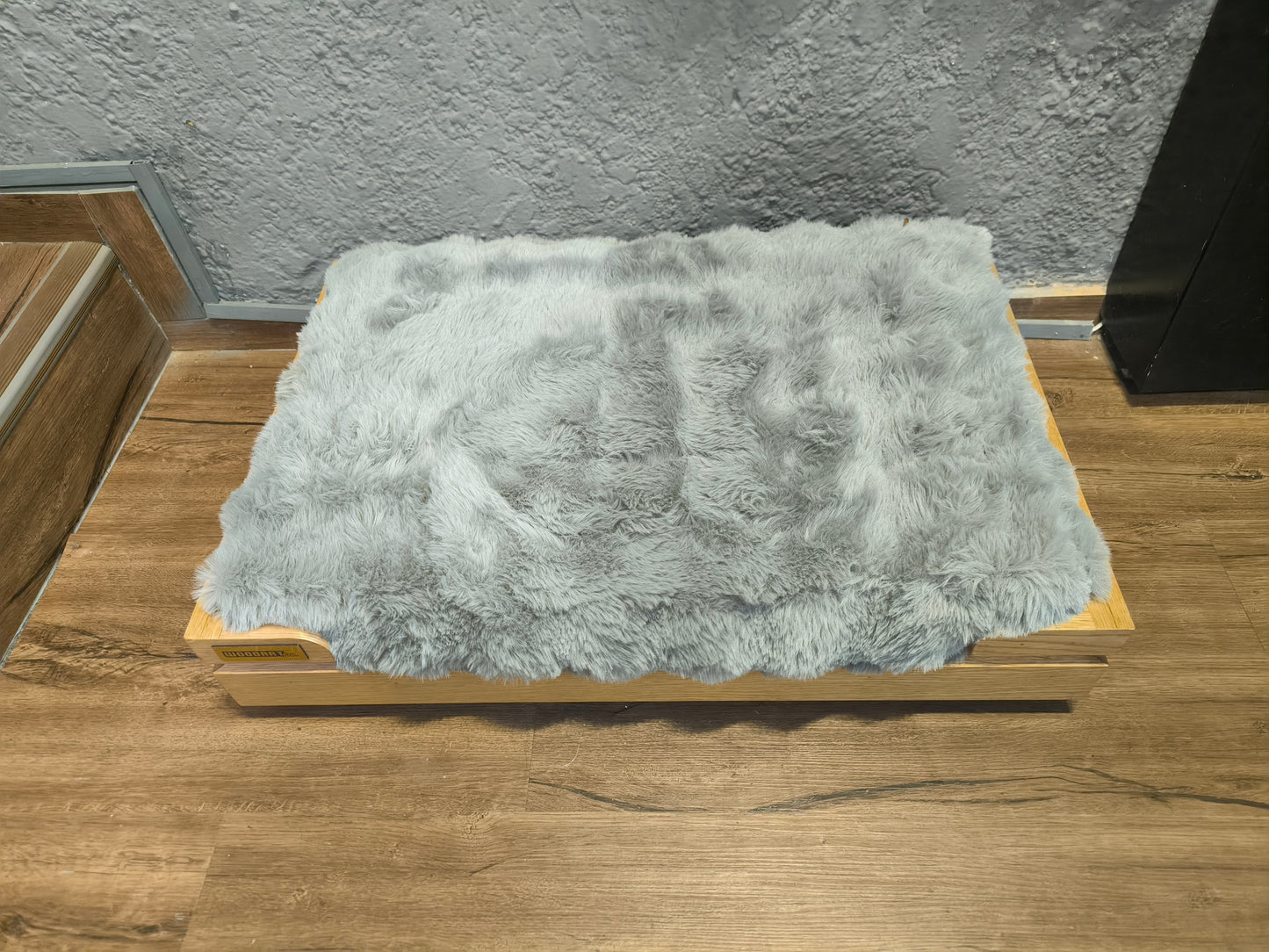 Cama Mediana Premium para tu Compañero Fiel | Encino o Parota de Alta Calidad