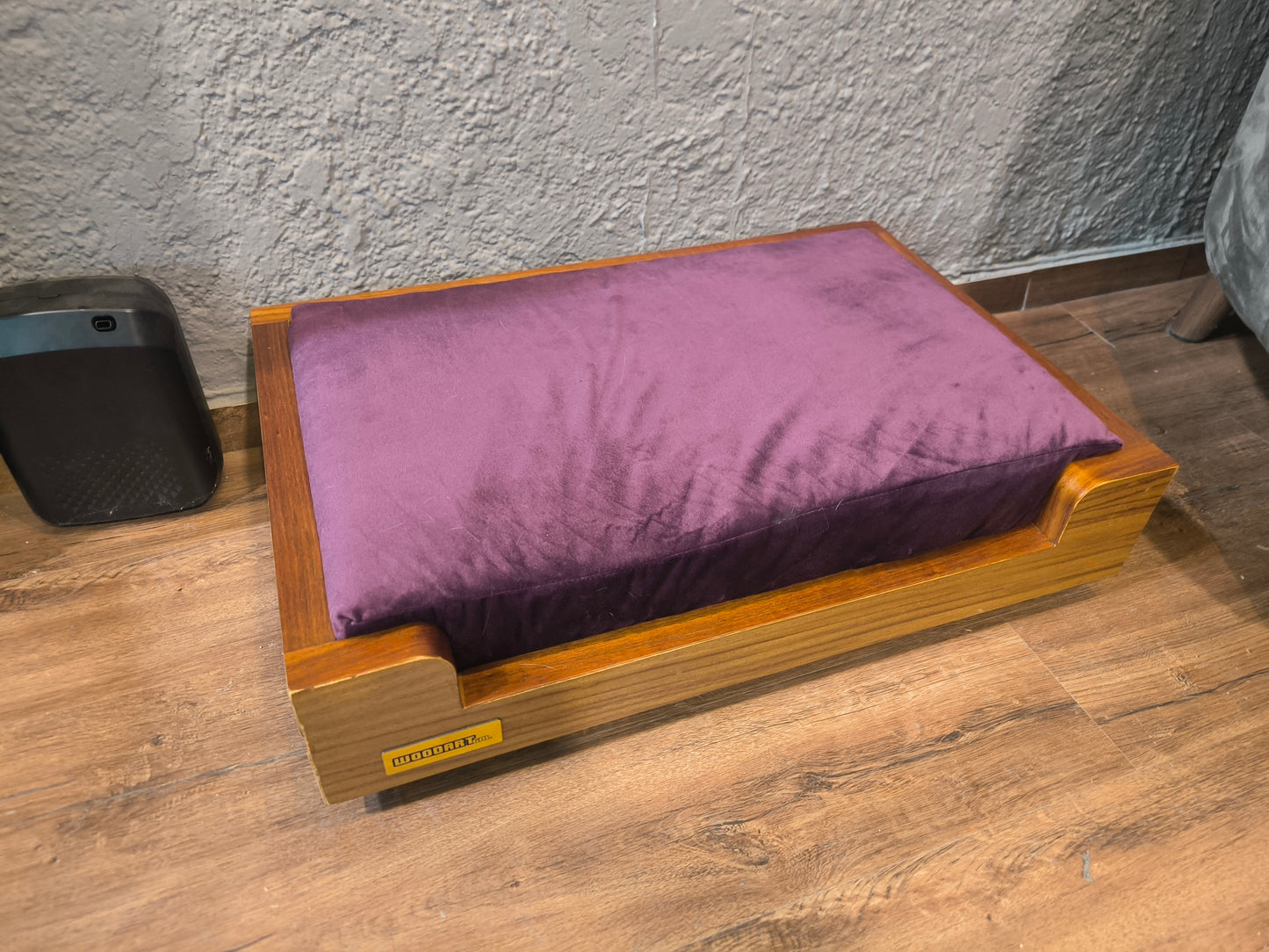 Cama Chica Premium para tu Compañero Fiel | Encino o Parota de Alta Calidad