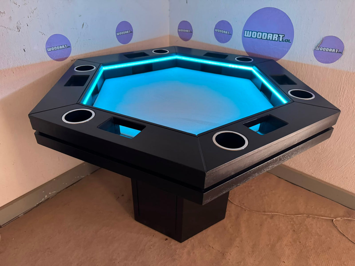MESA DELUX HEXAGONAL CON LUZ LED CON PASA DADOS