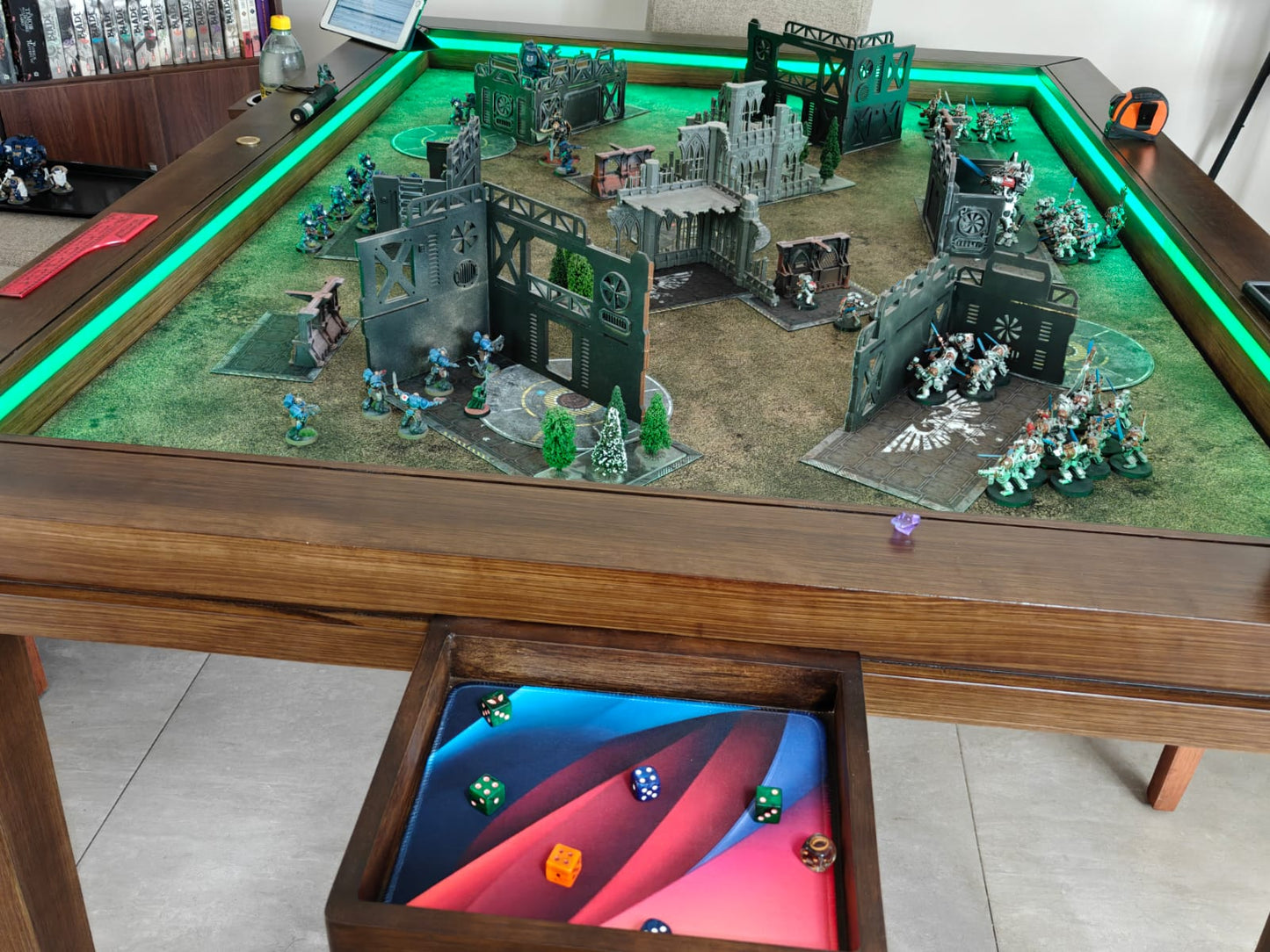 Mesa de Juegos "Command Center" 44" x 60" (Edición Warhammer / Wargames)