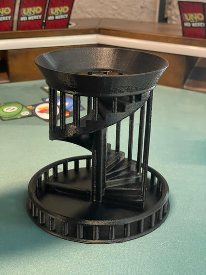 Torre de Dados DELUX– Precisión, Estilo y Diversión en Cada Tirada