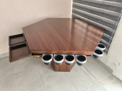 1 MESA HEXAGONAL SIN LUZ LED para 6 personas.