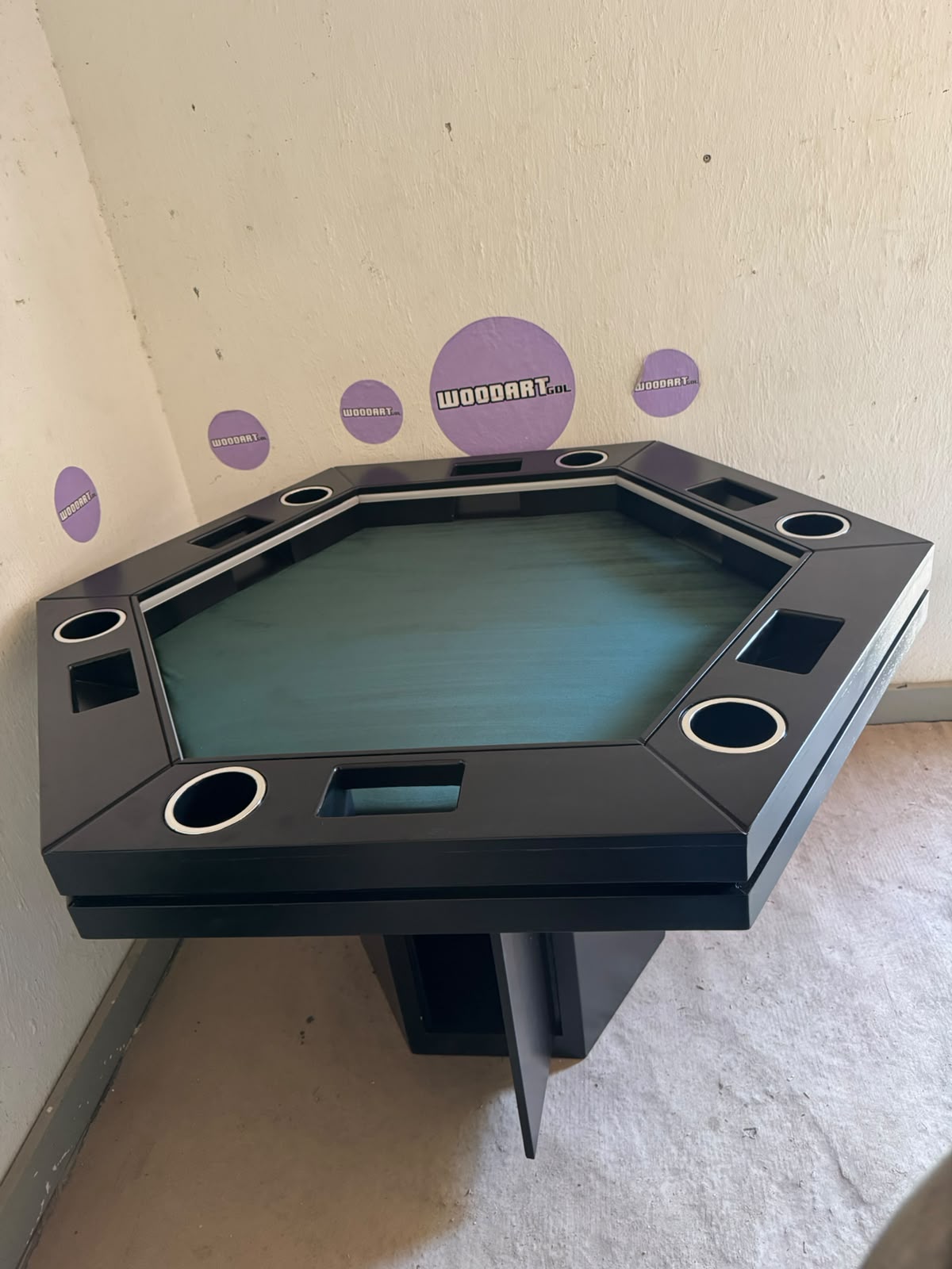 MESA DELUX HEXAGONAL CON LUZ LED CON PASA DADOS