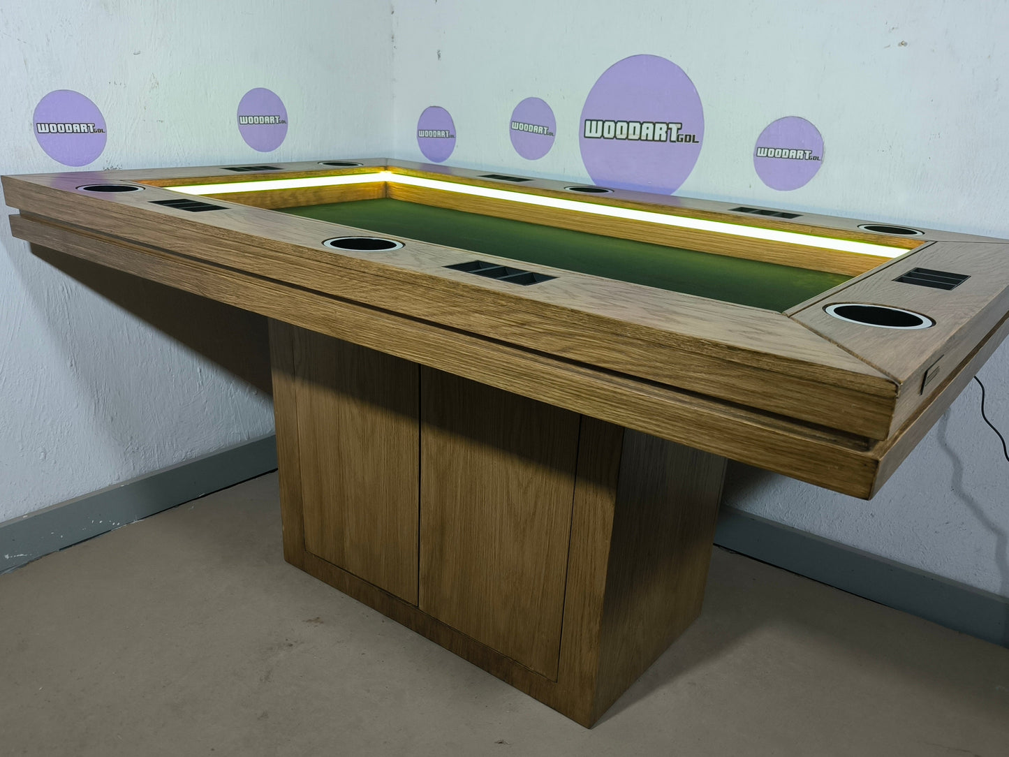 MESA DE POKER PREMIUM |BASE PEDESTAL | MADERA DE ENCINO | RECTANGULAR Para 6 personas