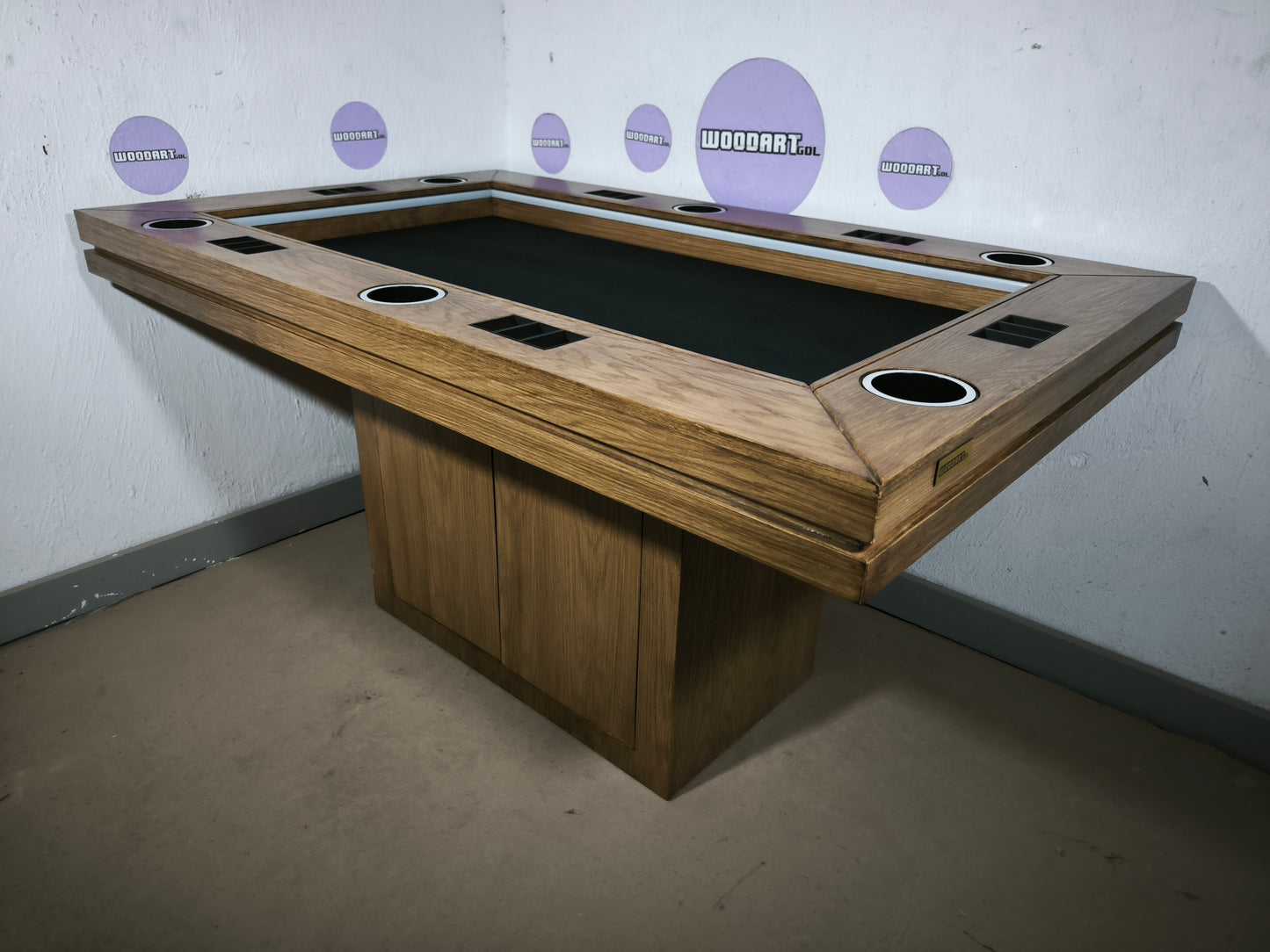 MESA DE POKER PREMIUM |BASE PEDESTAL | MADERA DE ENCINO | RECTANGULAR Para 6 personas