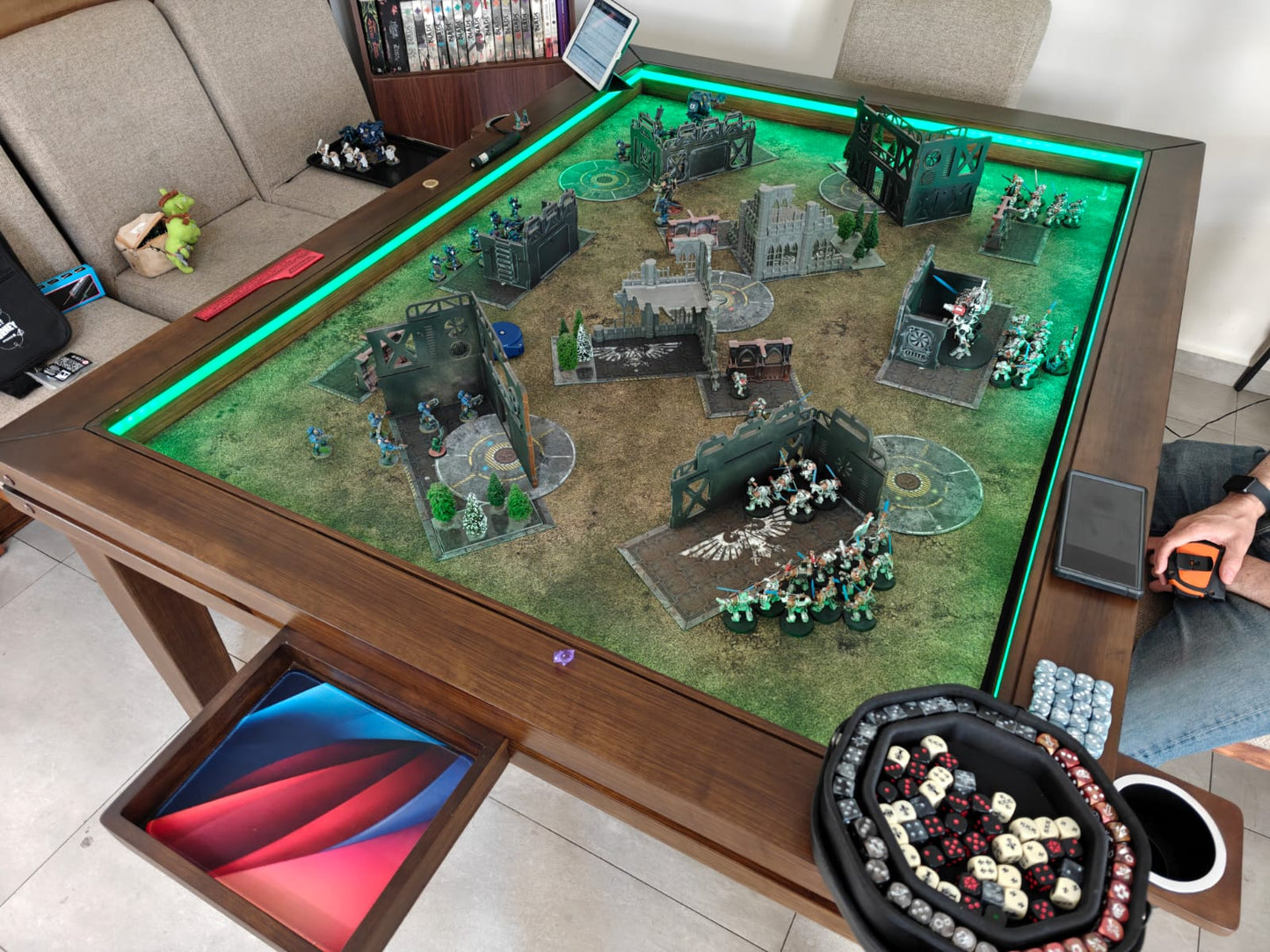 Mesa de Juegos "Command Center" 44" x 60" (Edición Warhammer / Wargames)