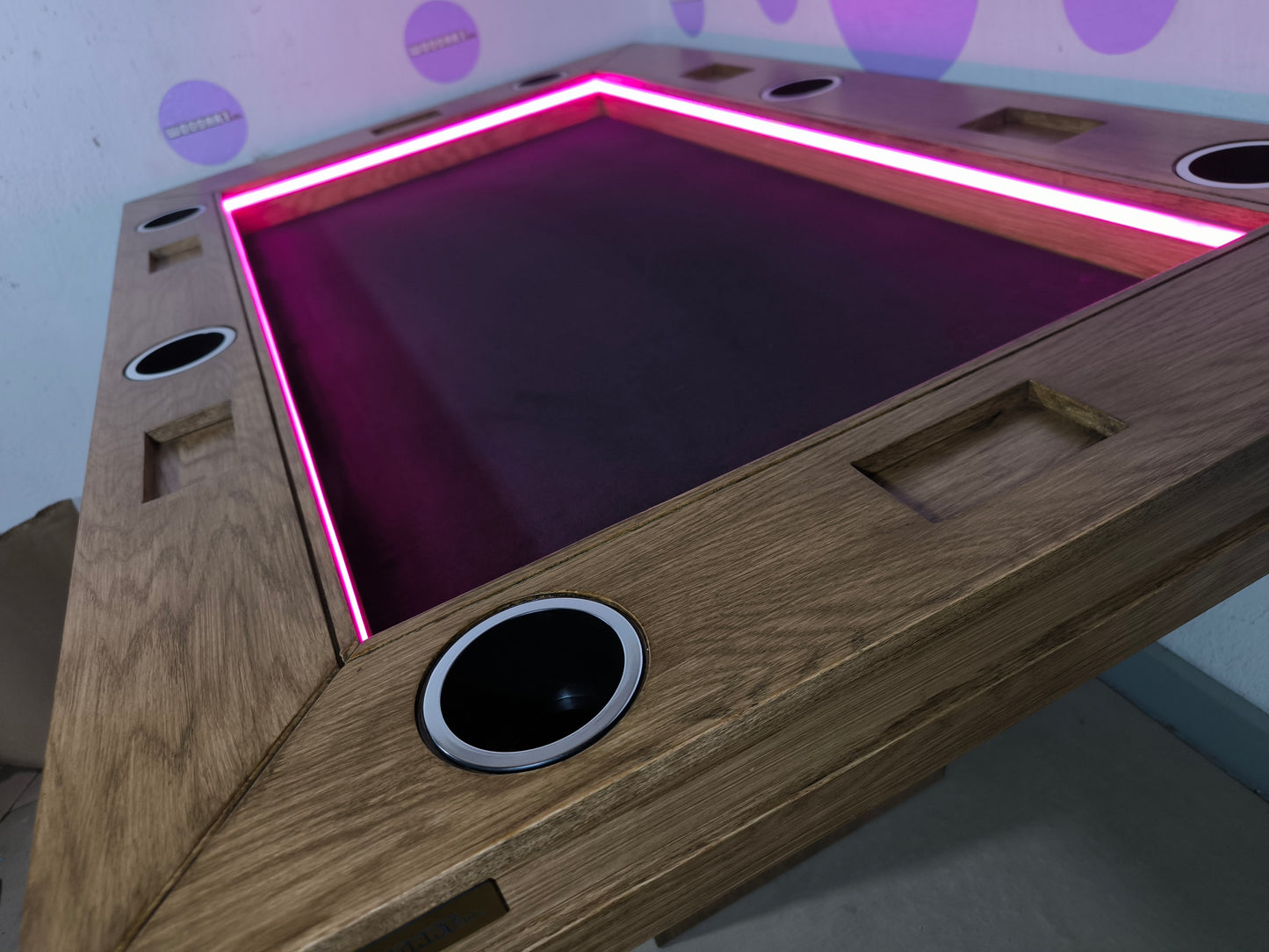 MESA DE POKER PREMIUM |BASE PEDESTAL | MADERA DE ENCINO | RECTANGULAR Para 6 personas